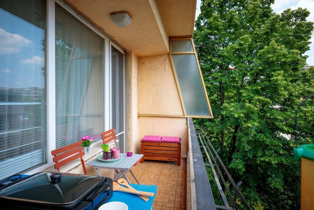 Green Apartment - Top Location, Near City Center! Sofia Exteriör bild