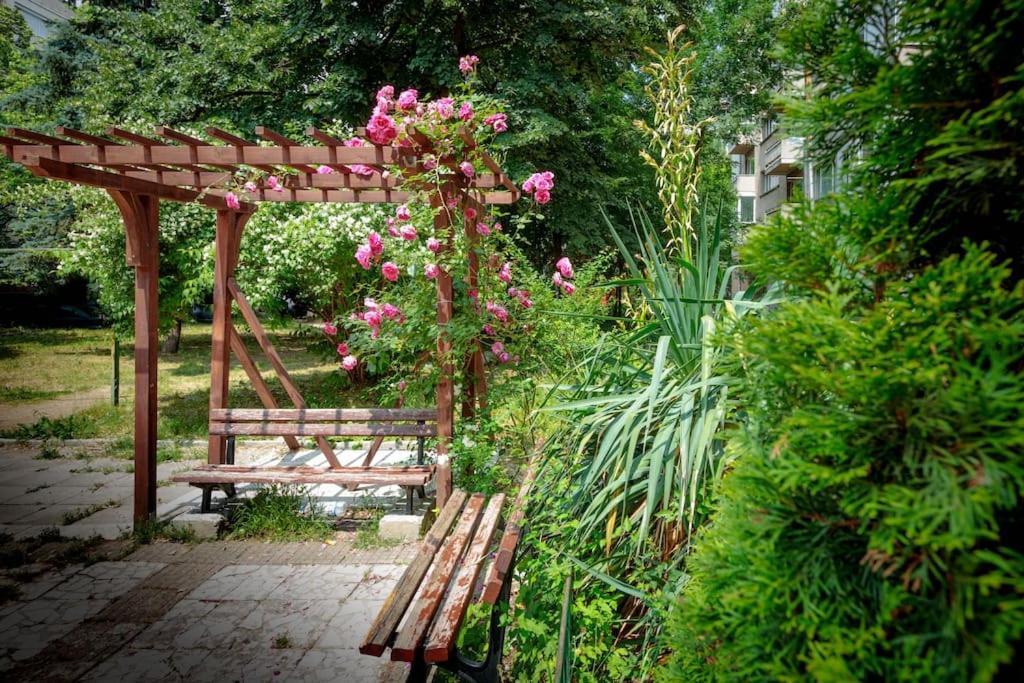 Green Apartment - Top Location, Near City Center! Sofia Exteriör bild