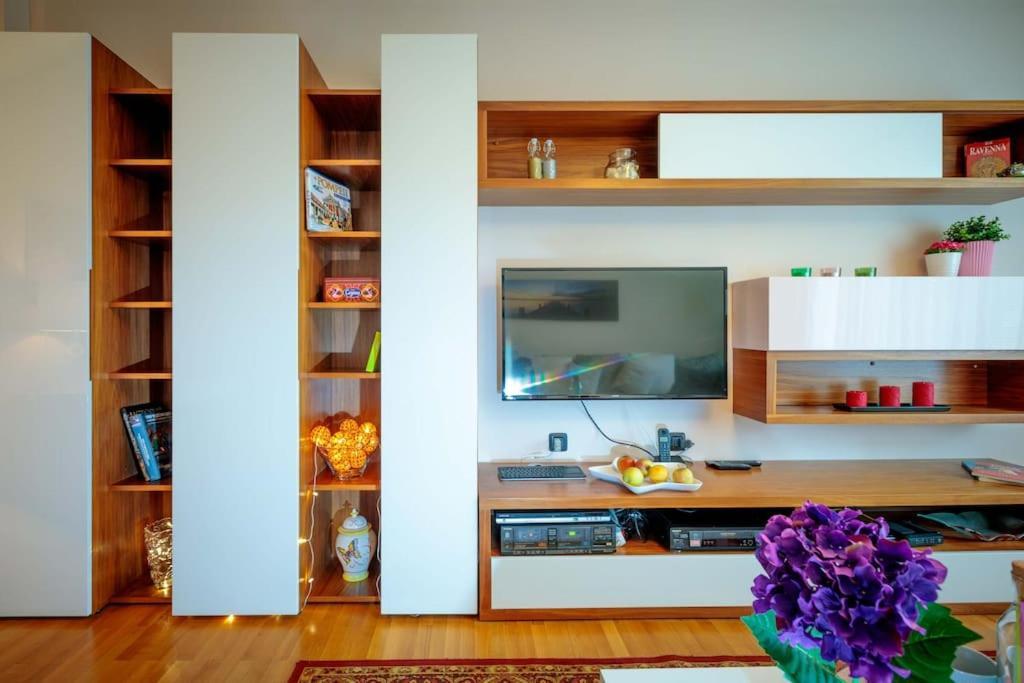 Green Apartment - Top Location, Near City Center! Sofia Exteriör bild